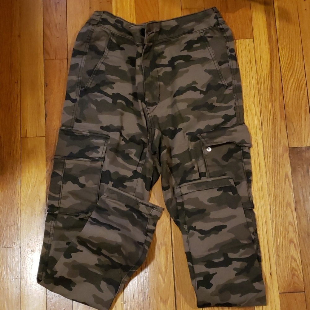 Camo slim fit joggers